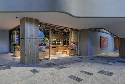 Nicolai Bergmann Flowers & Design Azabudai Store 사진 3