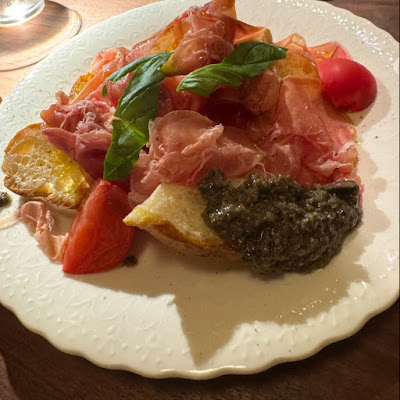 Italian Restaurant June 사진 5