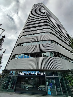 Mercedes Benz 사진 4