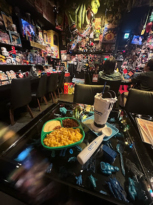 cafe & DINE in "nope" 사진 4