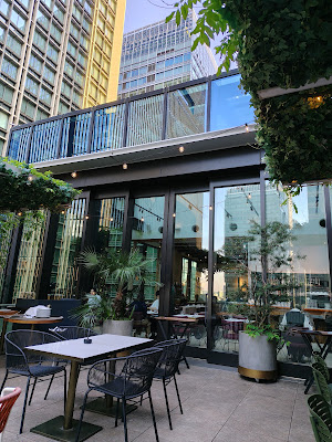 THE UPPER 사진 3