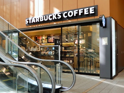 Starbucks Coffee - Otemachi Conference Center 사진 3