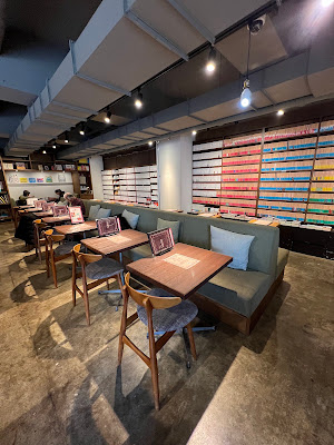 Jimbocho Book Center - Book Café Work 사진 3
