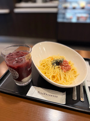 Tully’s Coffee - Mitsui Sumitomo Insurance Surugadai Building 사진 3