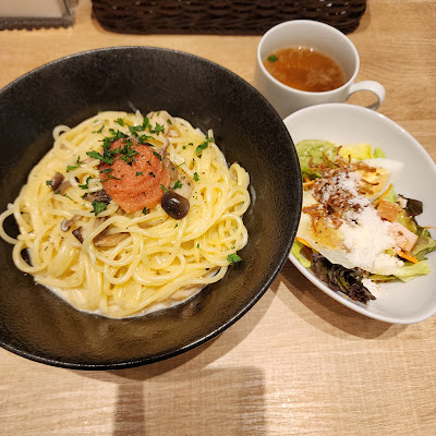 生パスタ専門店 麦と卵 三鷹店 사진 4