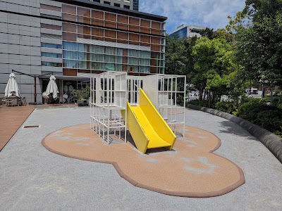 Shinjukukuritsuookubokinmokusei Park 사진 4