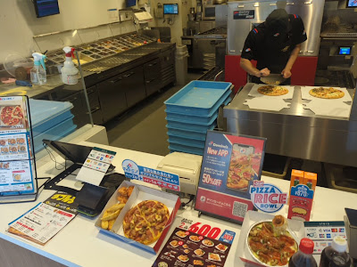 Domino's Pizza Oshiage 사진 2