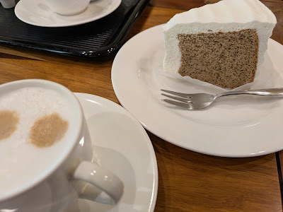 さむしんぐ コーヒーと家具の店 사진 3