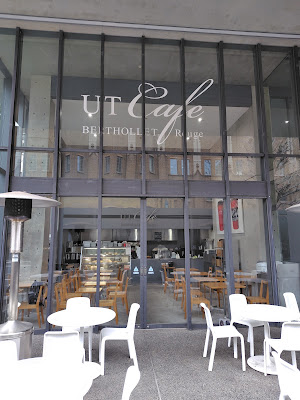 UT Cafe BERTHOLLET Rouge 사진 4