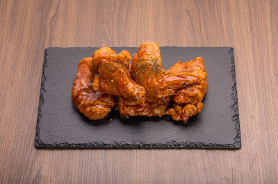 Meido Chicken Todaimise Korean Restaurant 사진 2