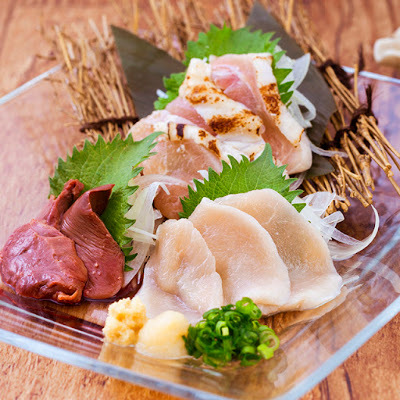 炭火焼 鶏料理と鶏だしおでん て鶏あし鶏 白山店 사진 4