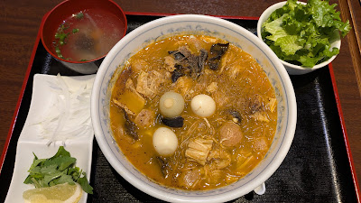 YK MYANMAR AND THAI RESTAURANT 사진 3