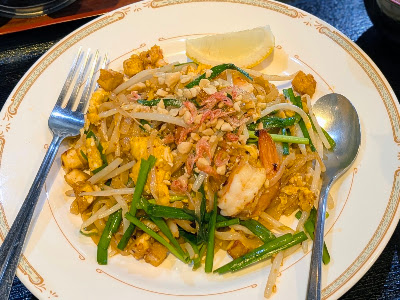 YK MYANMAR AND THAI RESTAURANT 사진 5