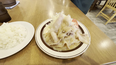 豚しょうが焼き専門店 ROKU’S KITCHEN 사진 2