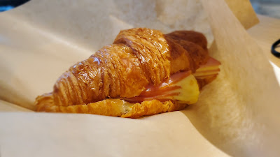 TSUTAYA 田町駅前店 カフェ 사진 2