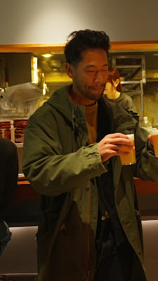 HOURS 사진 2