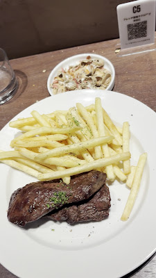 La Croisée French Bar & Kitchen Sakura Stage Shibuya 사진 2