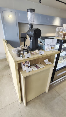 Shark Coffee 사진 2