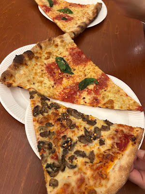 PIZZA SLICE CAT STREET 사진 4