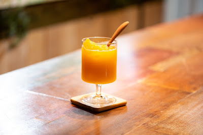 English Balance 英会話カフェ Omotesando 사진 5