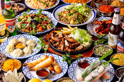 SARATHI (Indian, nepali , Thai restaurant & bar) 사진 3