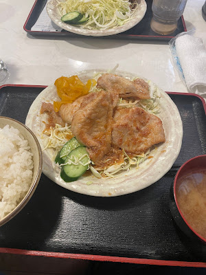 朝挽もつ焼芝浦本家 사진 3
