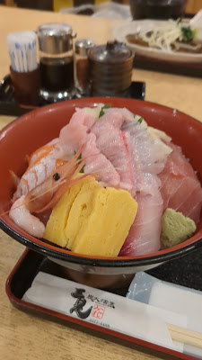 炭火割烹 三是 사진 2