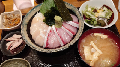 居酒屋 ご当地酒場長崎県五島列島小値賀町 日本橋店 사진 2