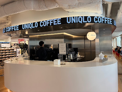 UNIQLO COFFEE 新宿本店 사진 3
