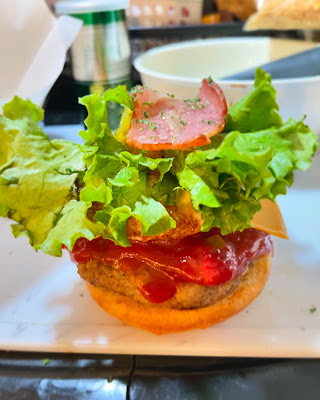 特撮カフェバーぷらんたん 特撮大作戦 TOKUSATSU CAFE BAR SHINJYUKU 사진 2