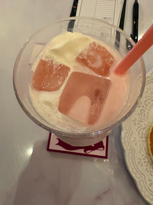 Rose Campbell Maid Cafe 사진 4