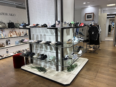 URBAN RESEARCH Store 東京スカイツリータウン・ソラマチ店 사진 4