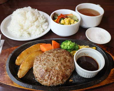 ハンバーグ・ステーキ 宮崎亭 사진 3