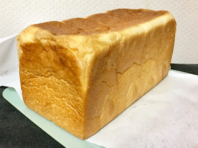 高級食パン専門店 うん間違いないっ！ 練馬駅前店 사진 3
