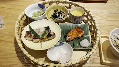 ニホンの食卓 つくみ 池袋東武店 사진 2