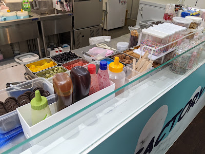 ロールアイスクリームファクトリー 池袋東口店 사진 4