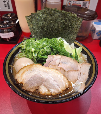横濱家系ラーメン 十四代目野中家(草加店) 사진 3