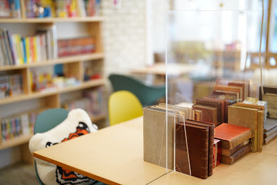 Book & Cafe Stand Shinjo Gekijo 사진 4