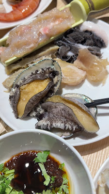 松坂牛 黒毛和牛すき焼き&しゃぶしゃぶ食べ放題専門店 鍋吉 渋谷本店 사진 2