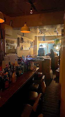 Upstairs Records & Bar 사진 4