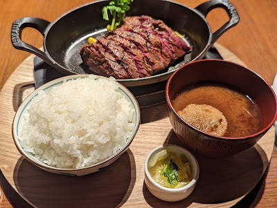 ニクバル CARNIVOR 閉業中 사진 3