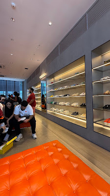 Onitsuka Tiger Orange Concept Store 사진 3