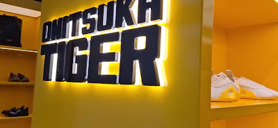Onitsuka Tiger Yellow Concept Store 사진 2