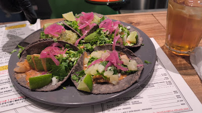 tacos trap' 新宿御苑前 2号店 사진 2