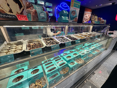 シナボン 東京ギフトパレット店 사진 3