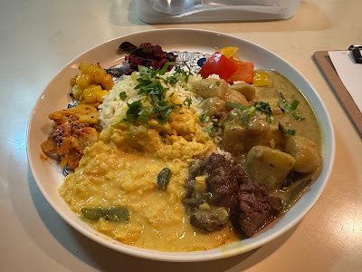 curry & chicken over rice 344 사진 5