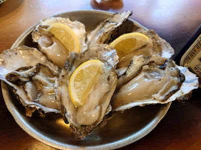 Oyster Hut Tobiume Kanda Nishiguchi 사진 4