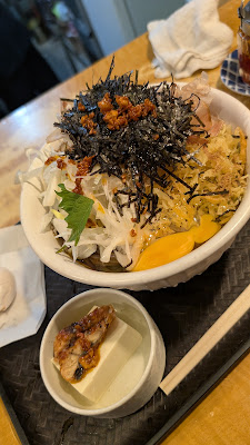 なぜ蕎麦にラー油を入れるのか。東新宿店 사진 3
