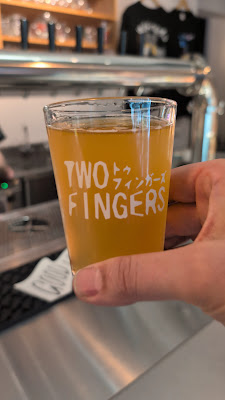 Two Fingers 사진 2