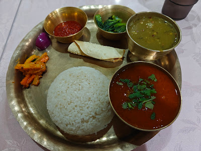 Little Buddha Nepali Indian Restaurant 사진 3